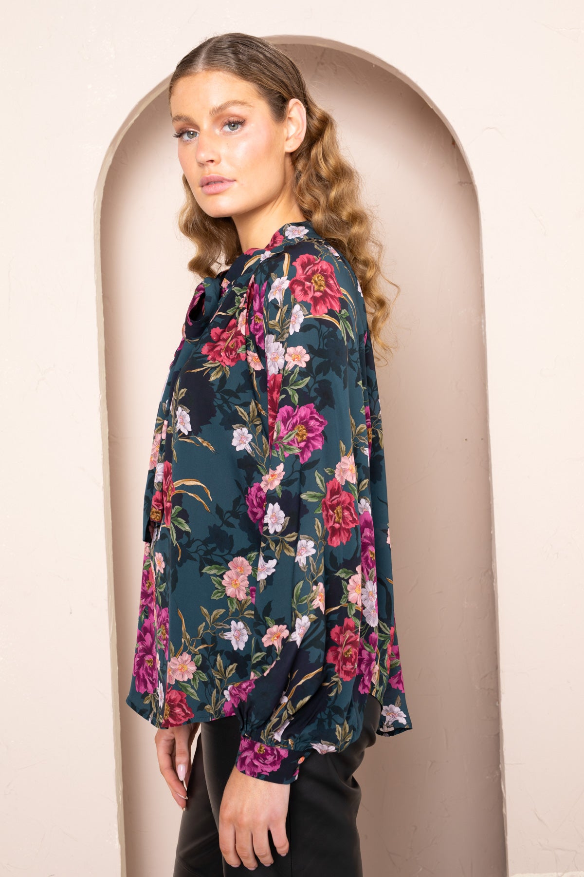 Women's Emma Tie Neck Blouse