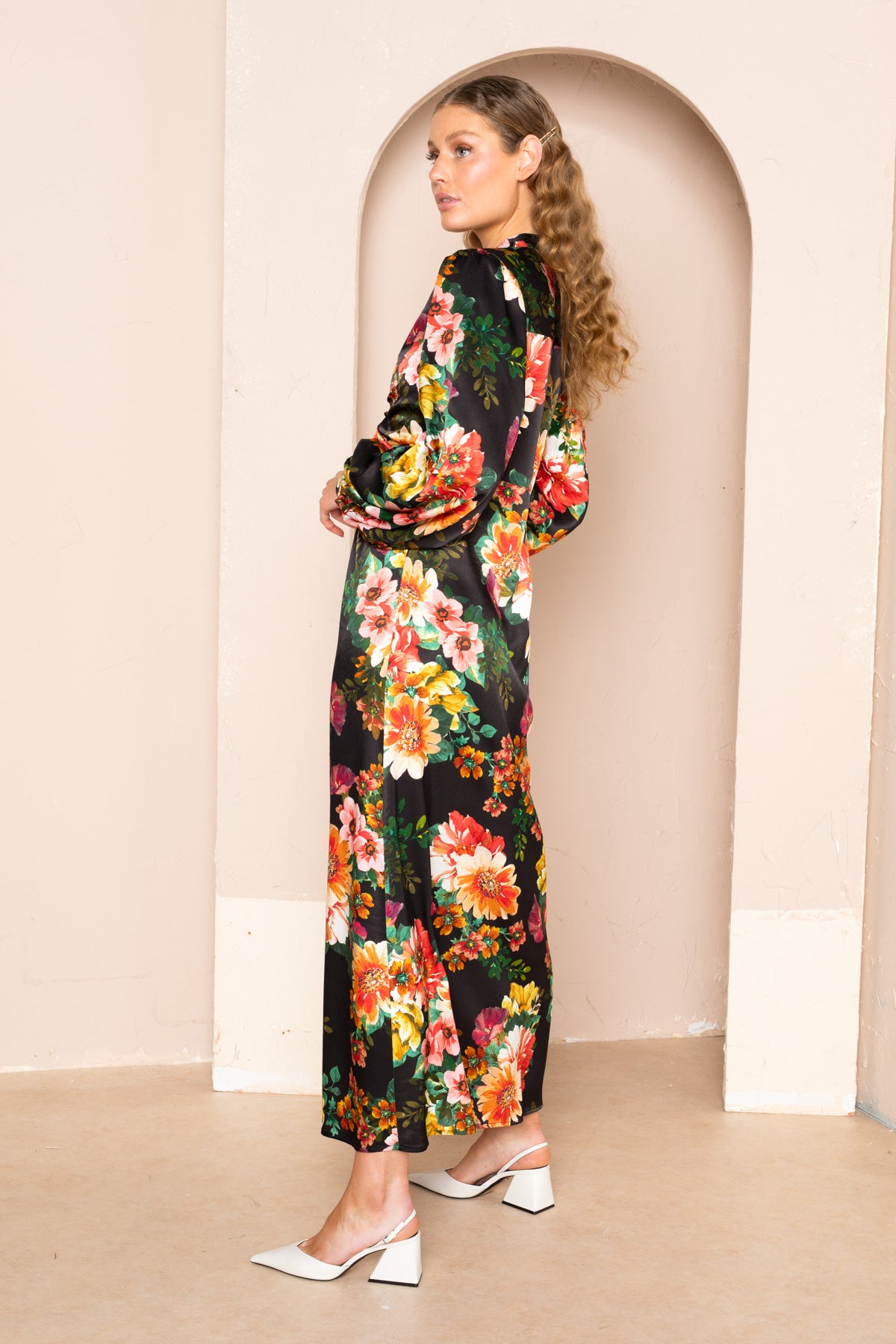 Women's Grace Twist-Bodice Maxi Dress